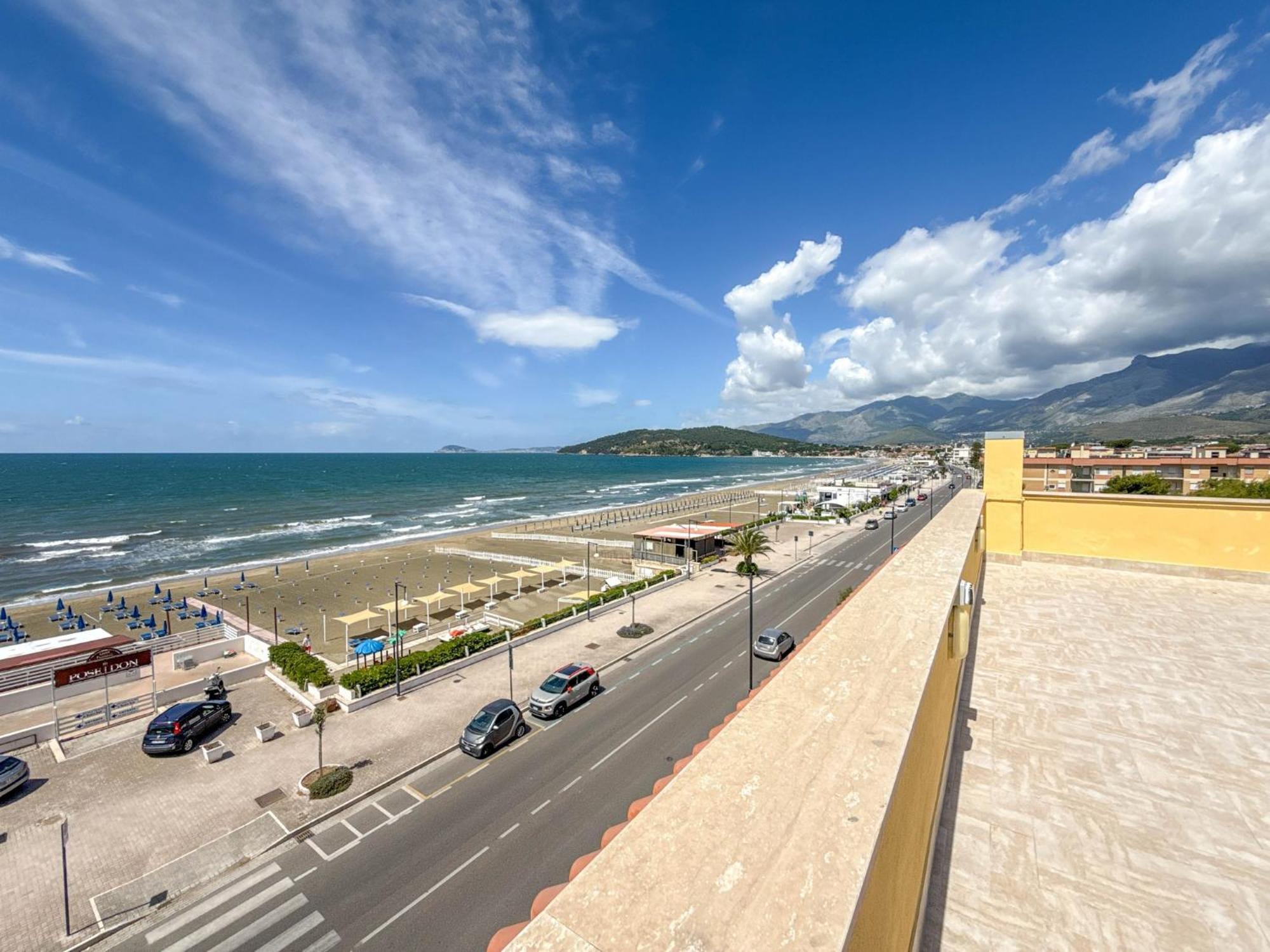 Apartament Il Mare In Giardino Scauri  Zewnętrze zdjęcie
