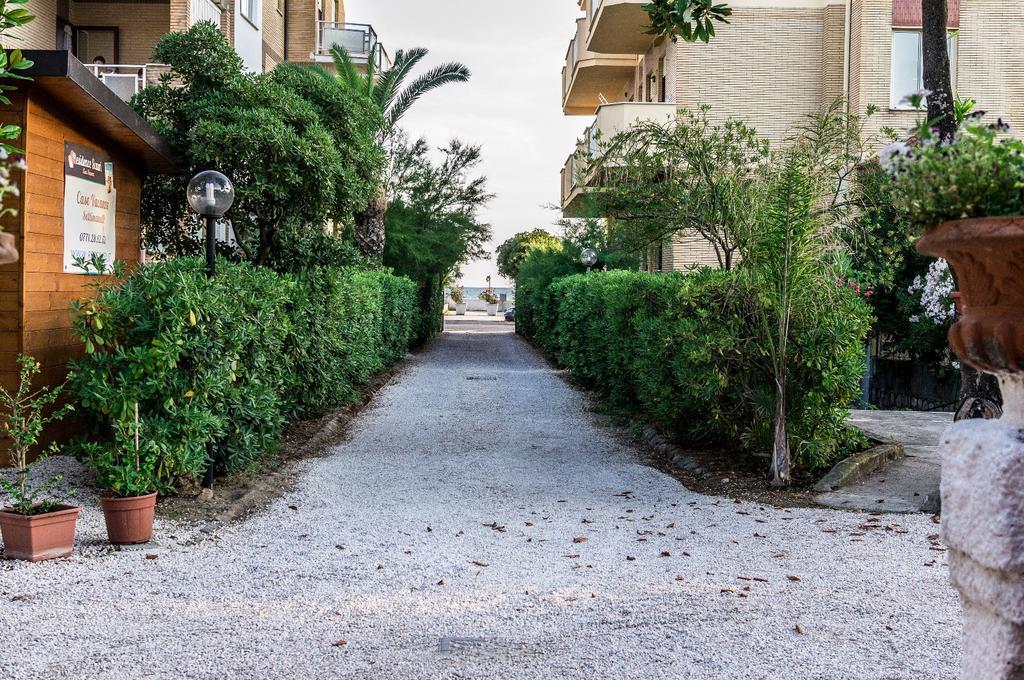 Apartament Il Mare In Giardino Scauri  Zewnętrze zdjęcie